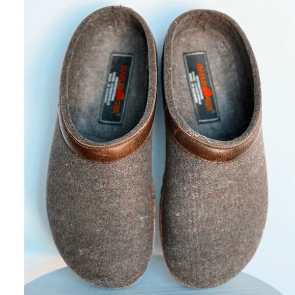 HAFLINGER Unisex GZH Grizzly Closed Style Slippers Size US 5 EUR 35 - Picture 1 of 7